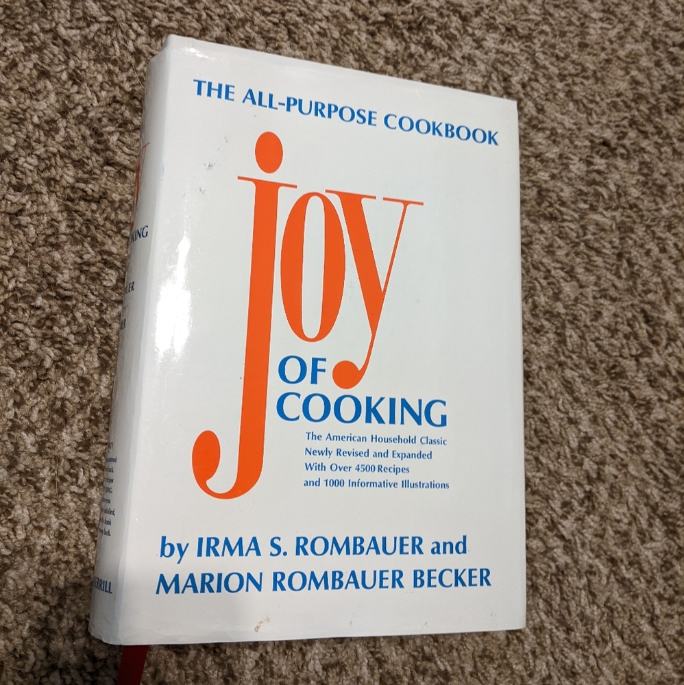 1975 vintage Joy of Cooking book. Great condition!